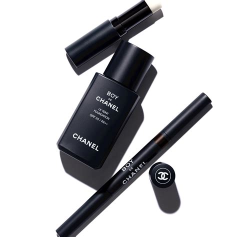 chanel homme maquillage|best and worst Chanel makeup.